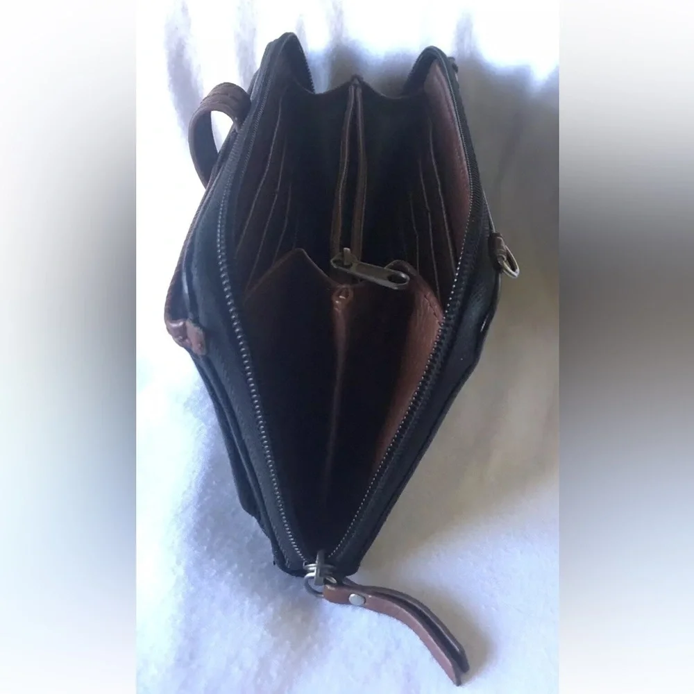 The Sak sak iris